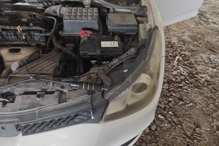 Used MG 5 2012 1.5L Automatic Elite Edition Engine Bay Left