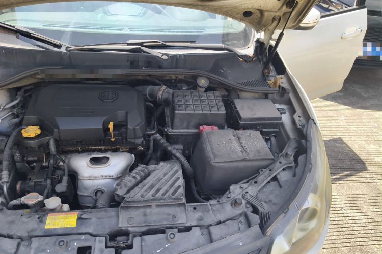 Used MG 5 2012 1.5L Automatic Elite Edition Engine Bay Left
