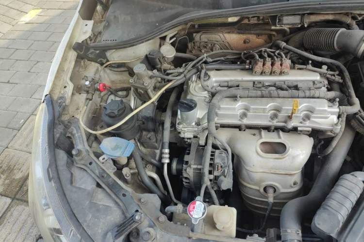 Used MG 5 2012 1.5L Automatic Elite Edition Engine Bay Right