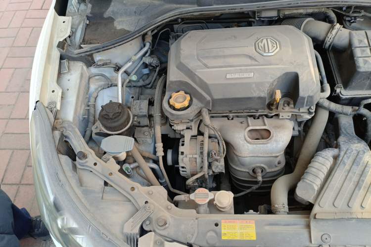 Used MG 5 2012 1.5L Automatic Elite Edition Engine Bay Right