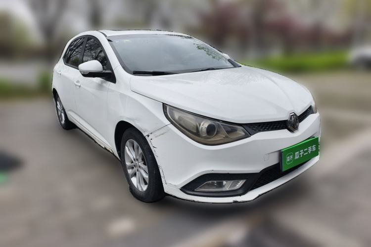 Used MG 5 2012 1.5L Automatic Luxury Edition Front Right 45 Deg