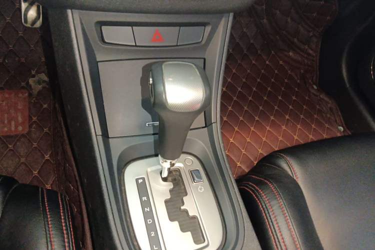 Used MG 5 2012 1.5L Automatic Elite Edition Gear Lever