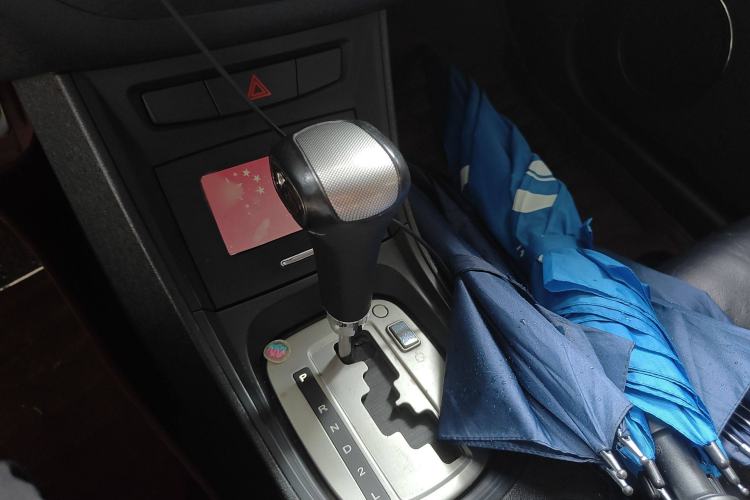 Used MG 5 2012 1.5L Automatic Elite Edition Gear Lever