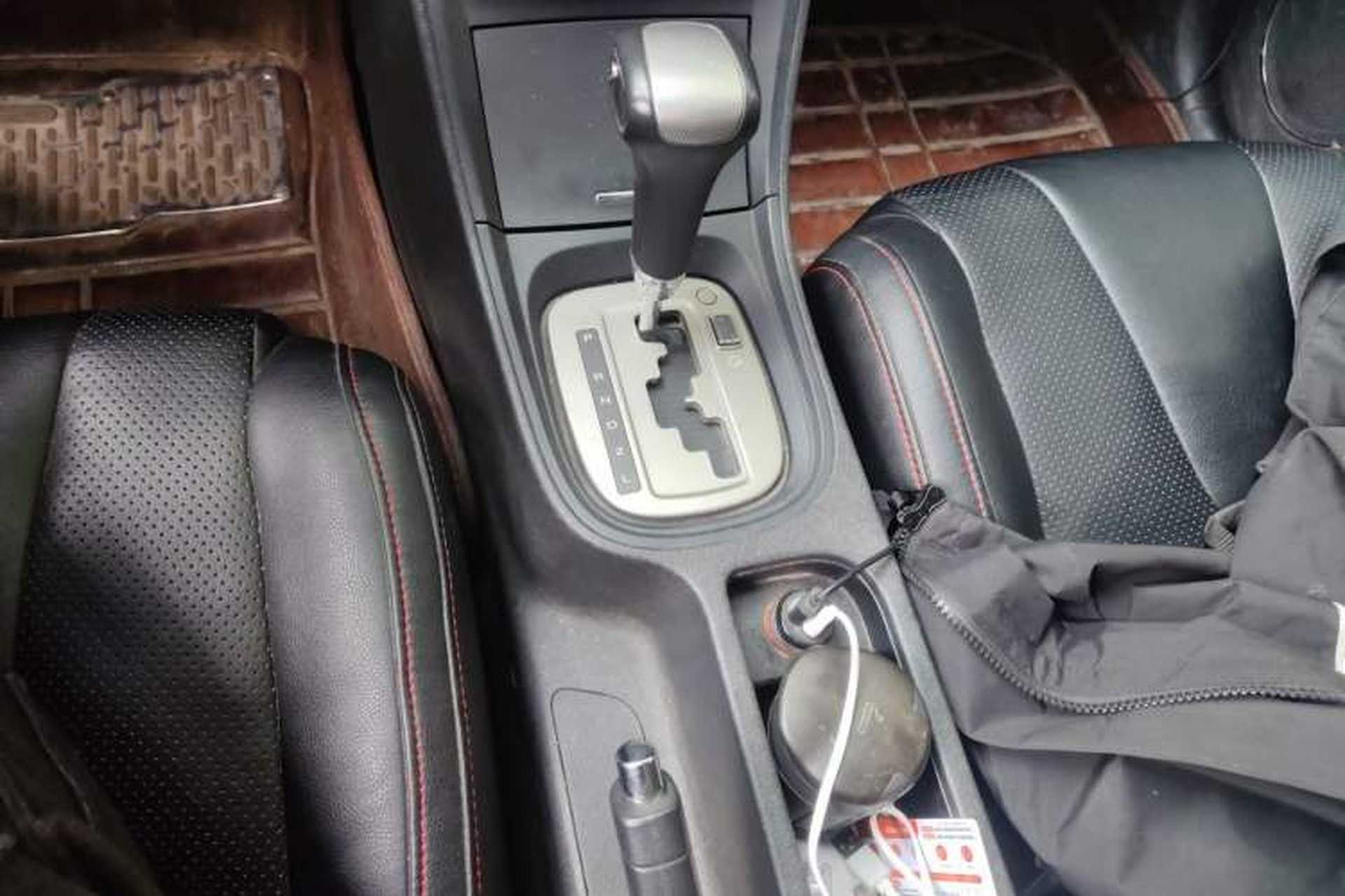 Used MG 5 2012 1.5L Automatic Elite Edition Gear Lever