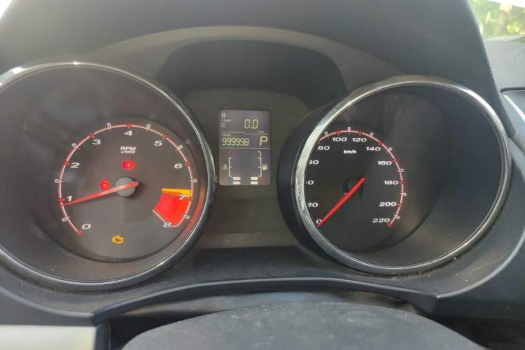 Used MG 5 2012 1.5L Automatic Elite Edition Instrument Cluster