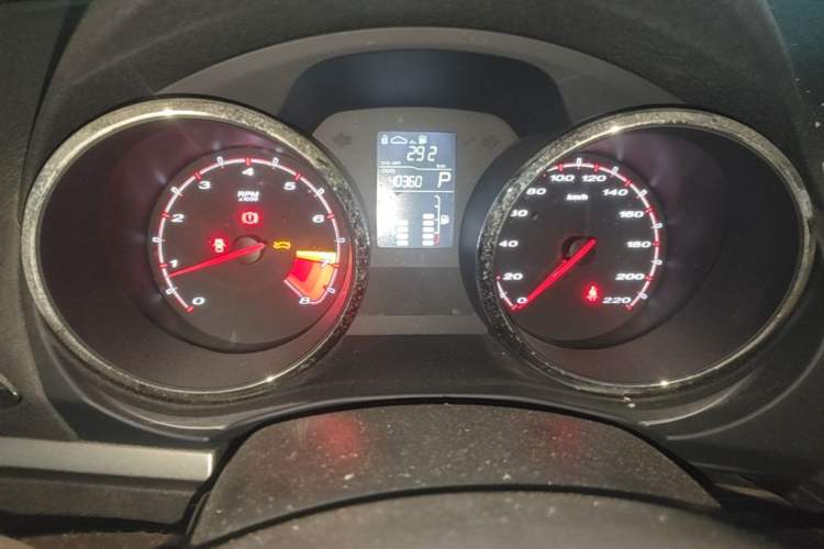 Used MG 5 2012 1.5L Automatic Elite Edition Instrument Cluster
