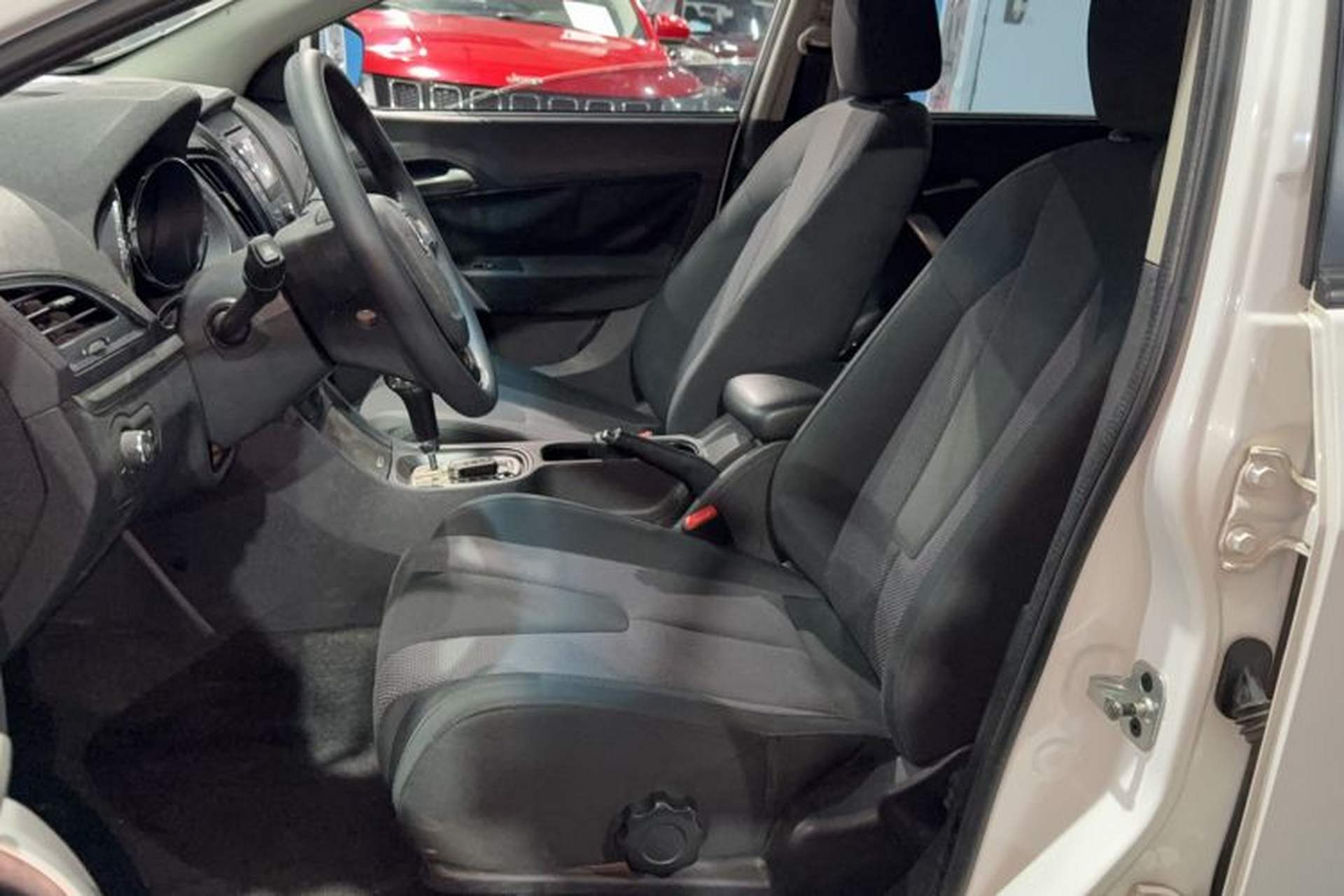 Used MG 5 2012 1.5L Automatic Elite Edition Left Front Seat