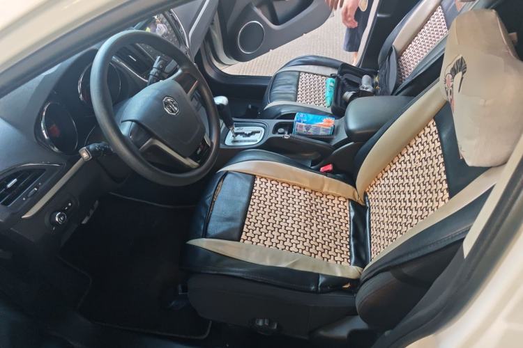 Used MG 5 2012 1.5L Automatic Elite Edition Left Front Seat