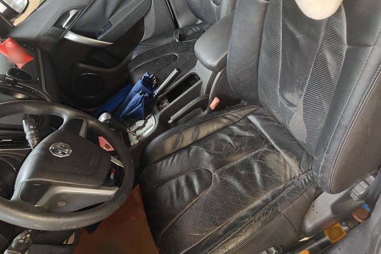 Used MG 5 2012 1.5L Automatic Elite Edition Left Front Seat