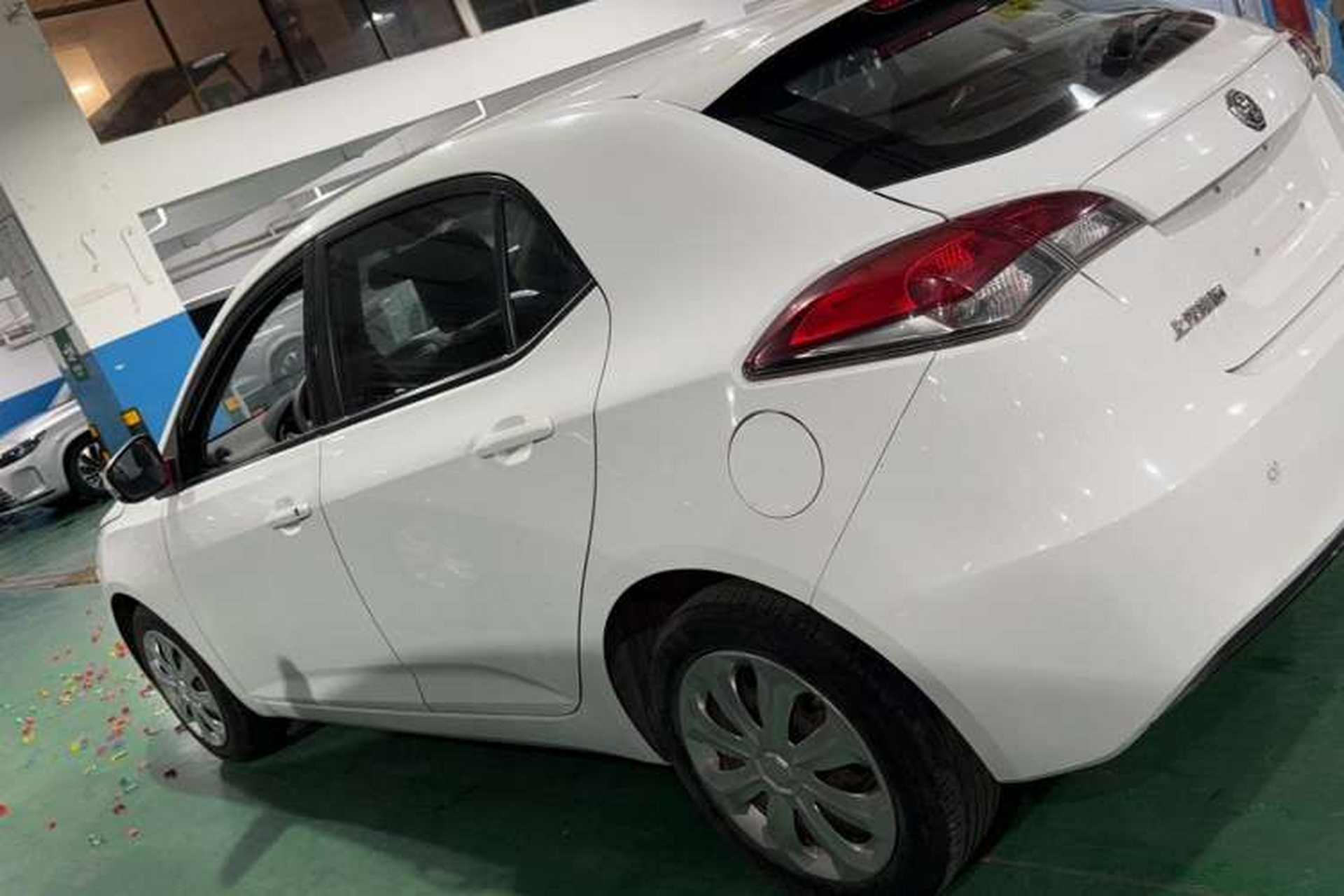 Used MG 5 2012 1.5L Automatic Elite Edition Left Side