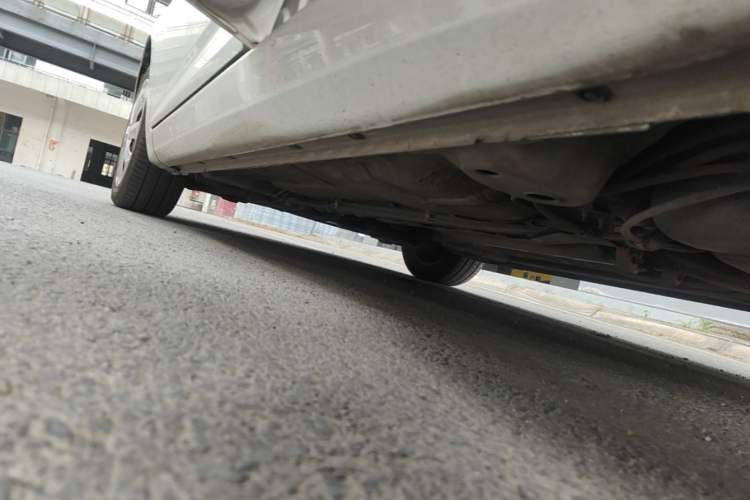 Used MG 5 2012 1.5L Automatic Elite Edition Left Side Sill