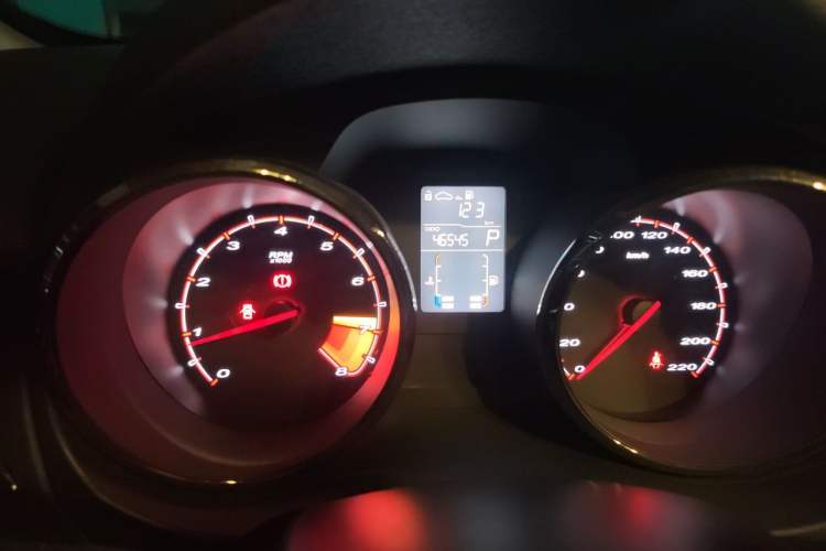 Used MG 5 2012 1.5L Automatic Luxury Edition Odometer Close Up