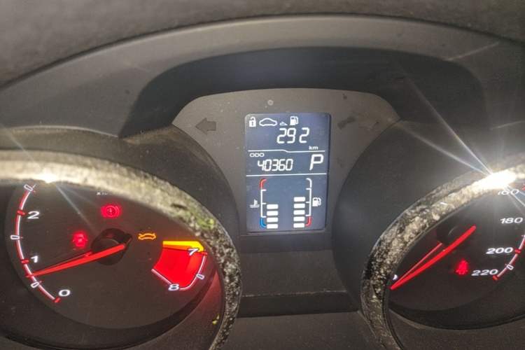 Used MG 5 2012 1.5L Automatic Elite Edition Odometer Close Up