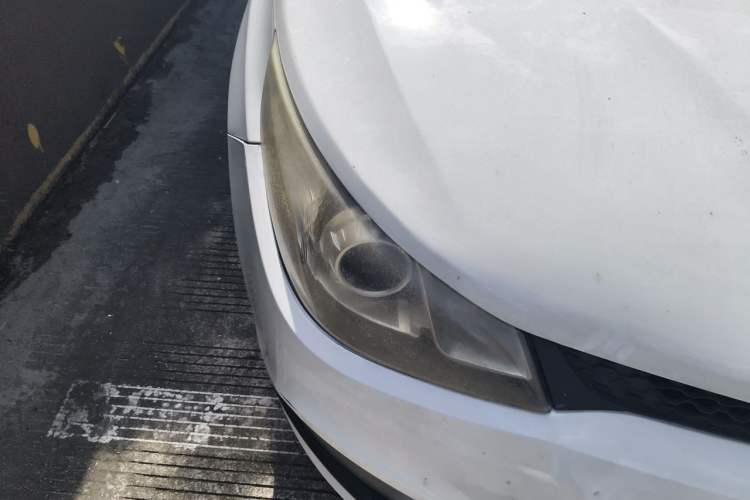 Used MG 5 2012 1.5L Automatic Elite Edition Right Front Headlight