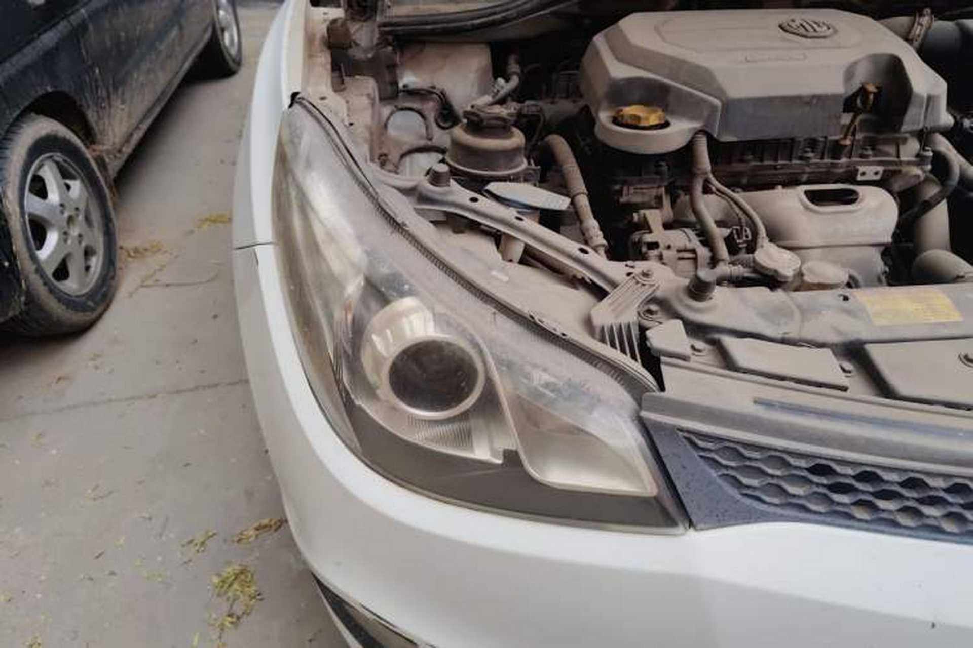 Used MG 5 2012 1.5L Automatic Elite Edition Right Front Headlight