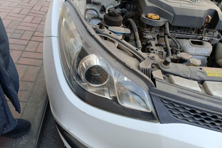 Used MG 5 2012 1.5L Automatic Elite Edition Right Front Headlight
