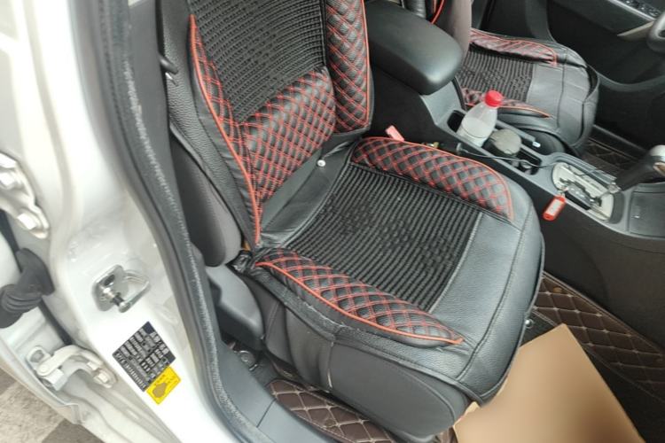 Used MG 5 2012 1.5L Automatic Elite Edition Right Front Seat