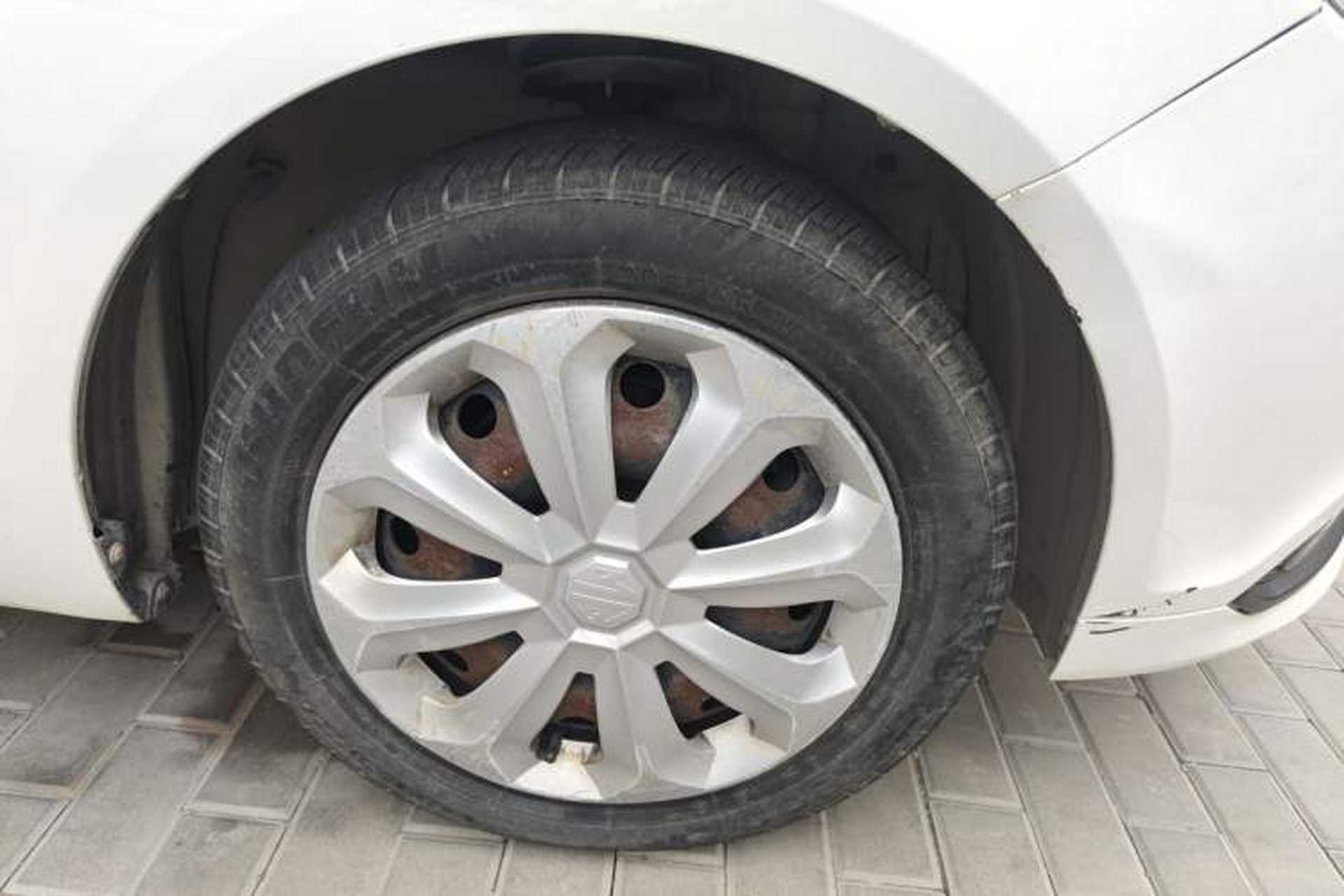 Used MG 5 2012 1.5L Manual Elite Edition Right Front Wheel Hub