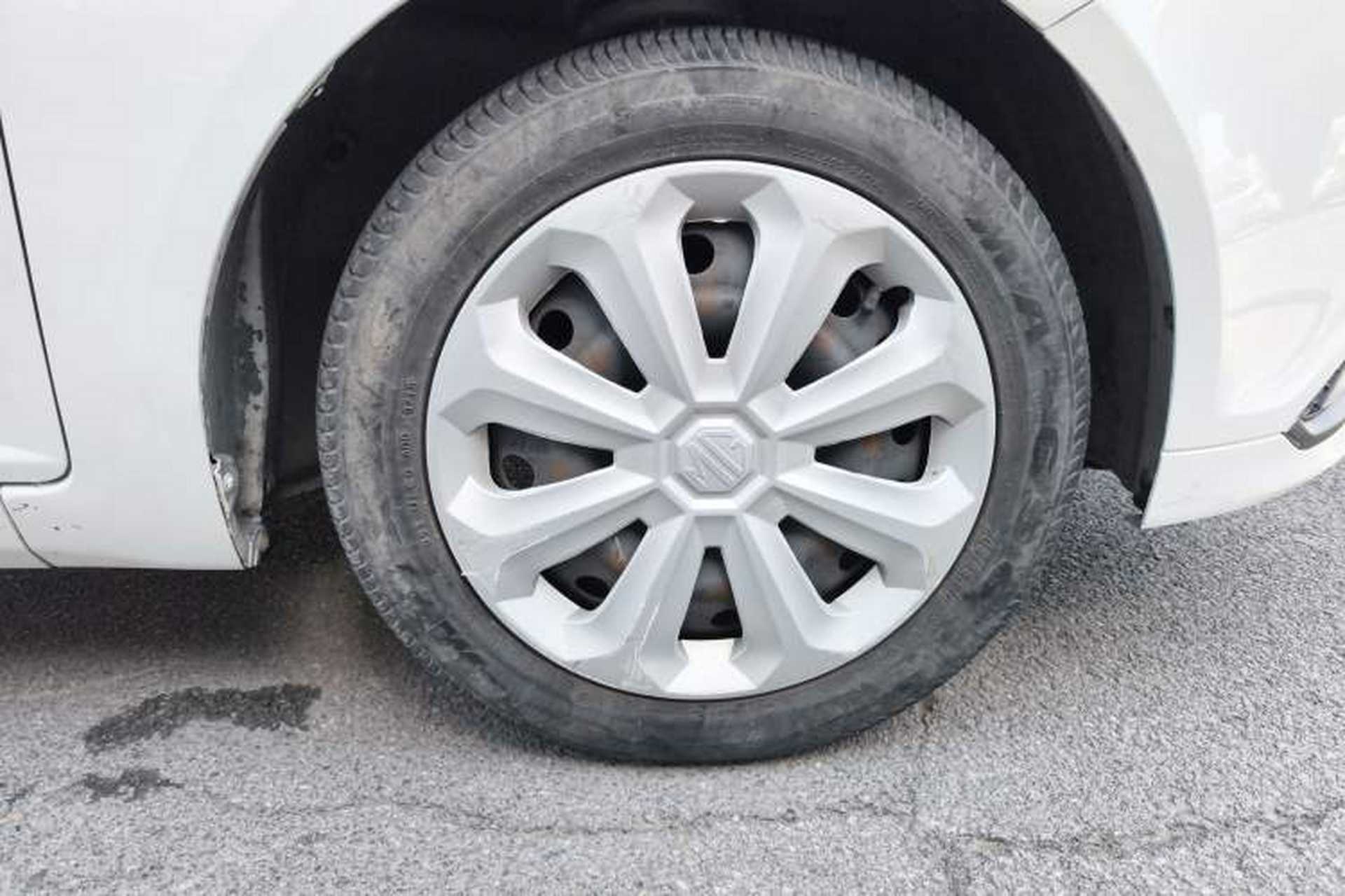 Used MG 5 2012 1.5L Manual Elite Edition Right Front Wheel Hub