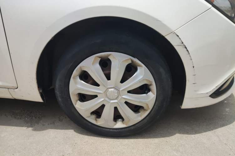 Used MG 5 2012 1.5L Manual Elite Edition Right Front Wheel Hub