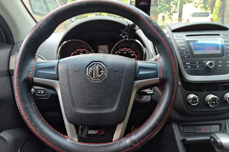 Used MG 5 2012 1.5L Automatic Elite Edition Steering Wheel