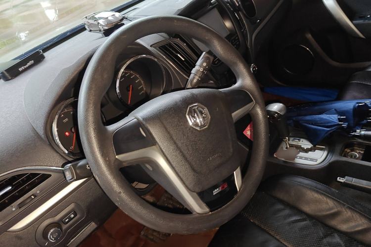 Used MG 5 2012 1.5L Automatic Elite Edition Steering Wheel