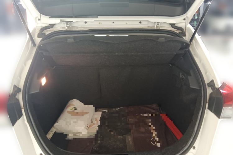 Used MG 5 2012 1.5L Automatic Elite Edition Trunk