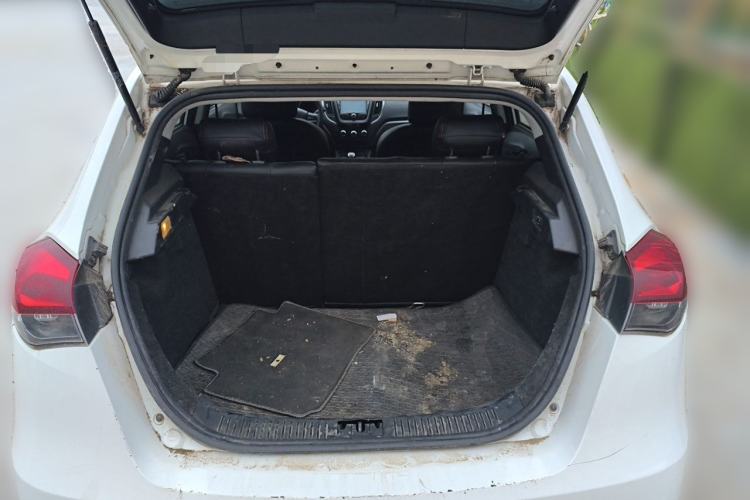 Used MG 5 2012 1.5L Manual Elite Edition Trunk
