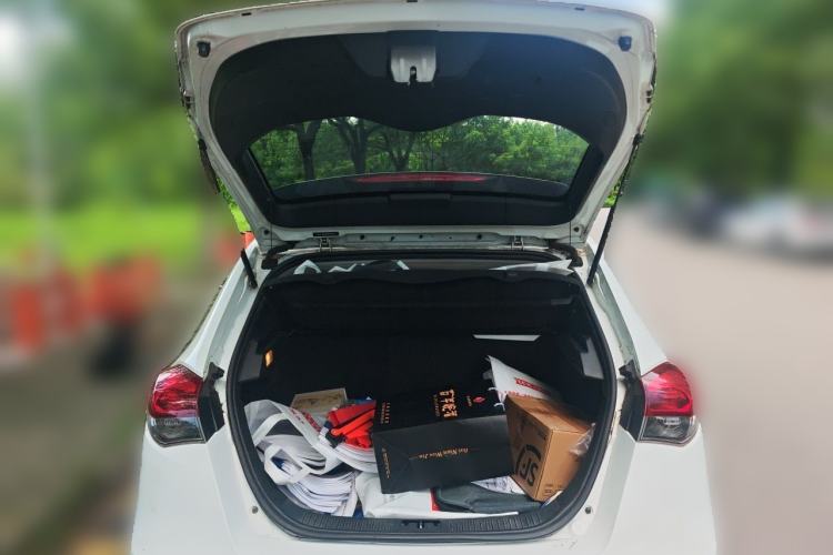 Used MG 5 2012 1.5L Manual Fashion Edition Trunk