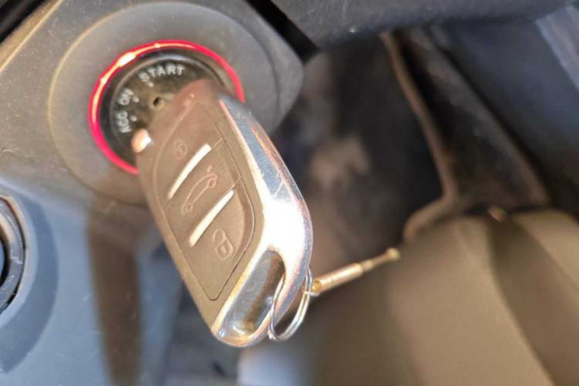 Used MG 5 2012 1.5L Manual Elite Edition Vehicle Key