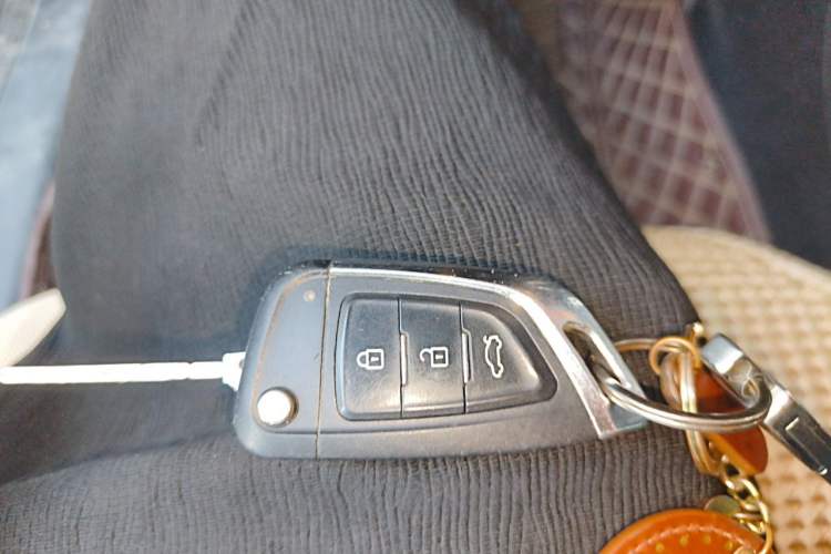Used MG 5 2012 1.5L Automatic Luxury Edition Vehicle Key