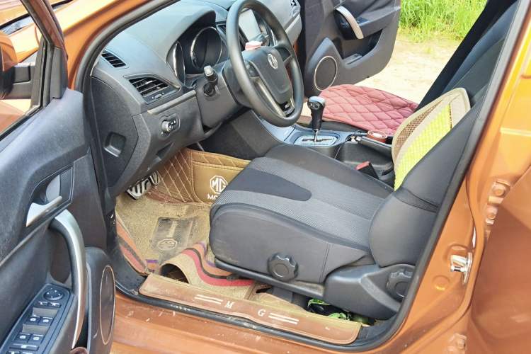 Used MG 5 2012 1.5L Automatic Elite Edition Driver Seat
