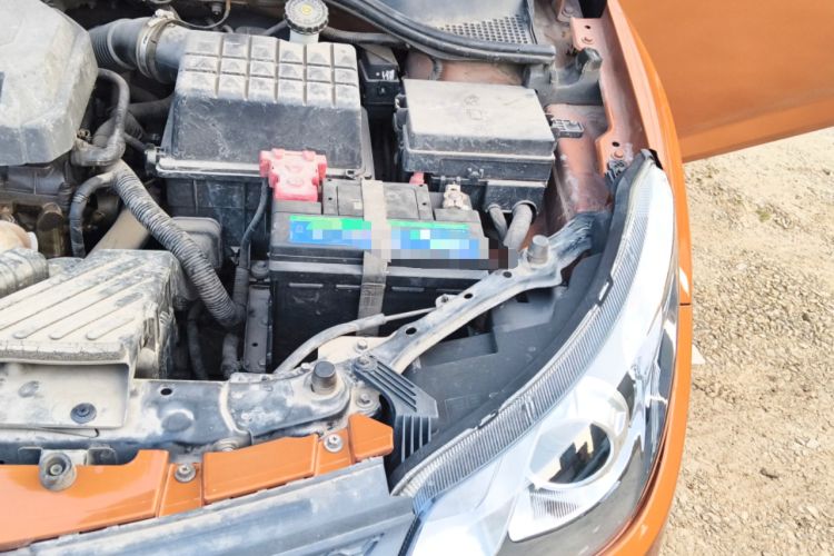 Used MG 5 2012 1.5L Automatic Elite Edition Engine Bay Left