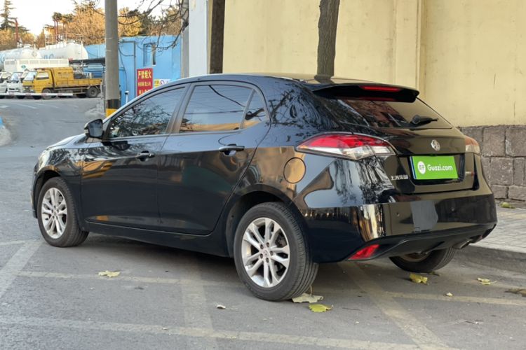 Used MG 5 2014 1.5T Automatic Luxury Model Exterior 4