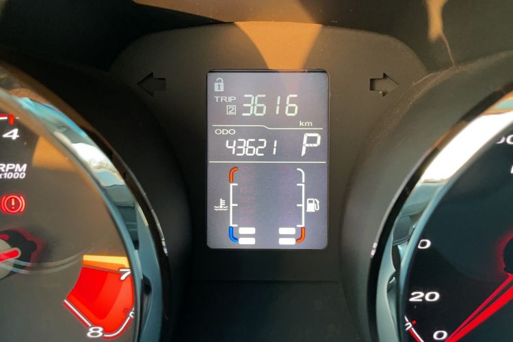 Used MG 5 2014 1.5T Automatic Luxury Model Odometer Close Up