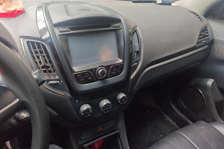 Used MG 5 2014 1.5T Manual Luxury Model Audio And AC Panel