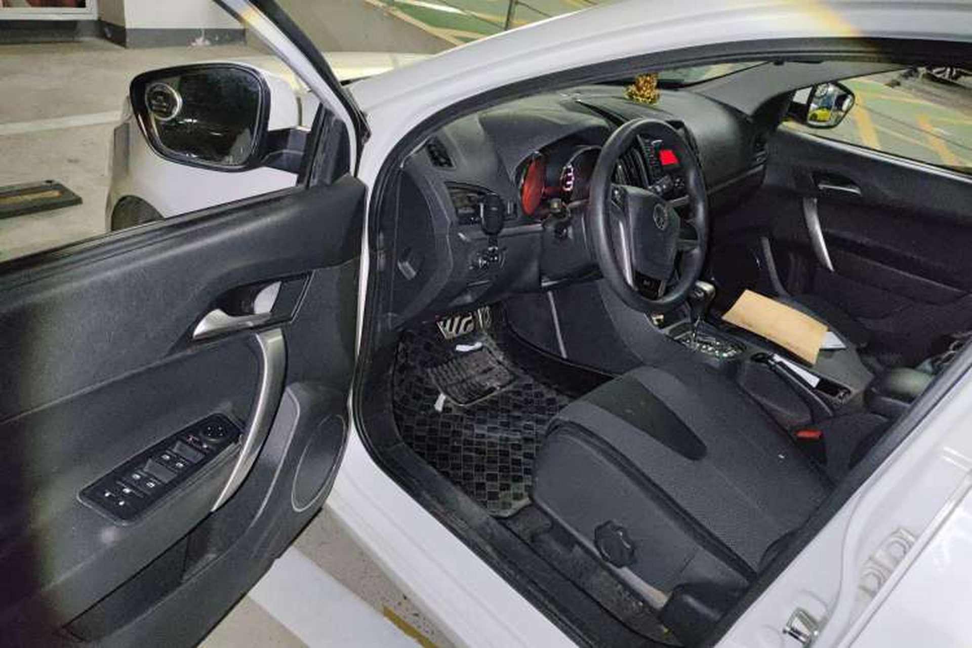 Used MG 5 2014 1.5T Automatic Luxury Model Driver Seat