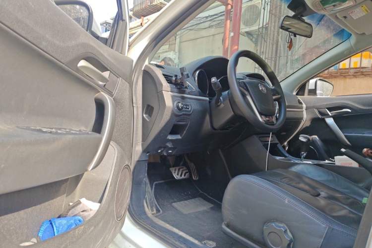 Used MG 5 2014 1.5T Automatic Luxury Model Driver Seat