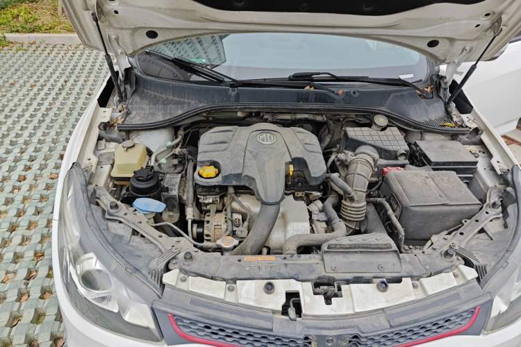 Used MG 5 2014 1.5T Automatic Luxury Model Engine Bay Right