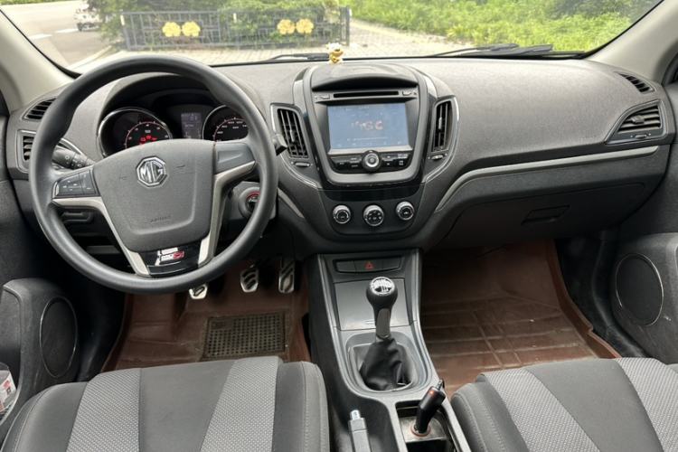Used MG 5 2014 1.5T Manual Luxury Model Exterior 11