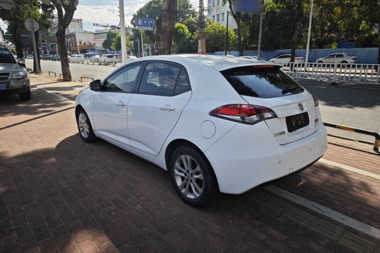 Used MG 5 2014 1.5T Automatic Luxury Model Exterior 3