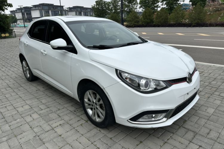 Used MG 5 2014 1.5T Manual Luxury Model Exterior 7