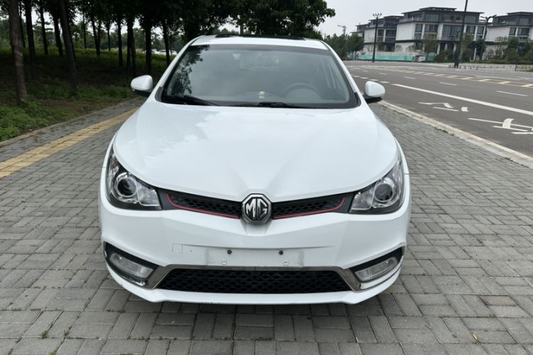Used MG 5 2014 1.5T Manual Luxury Model Exterior 9