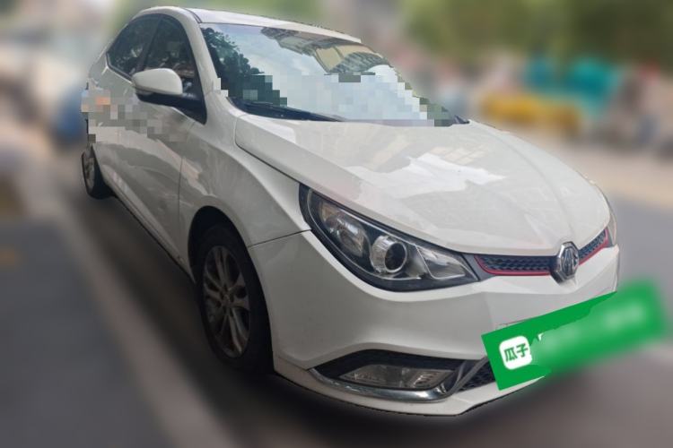 Used MG 5 2014 1.5T Manual Luxury Model Front Right 45 Deg
