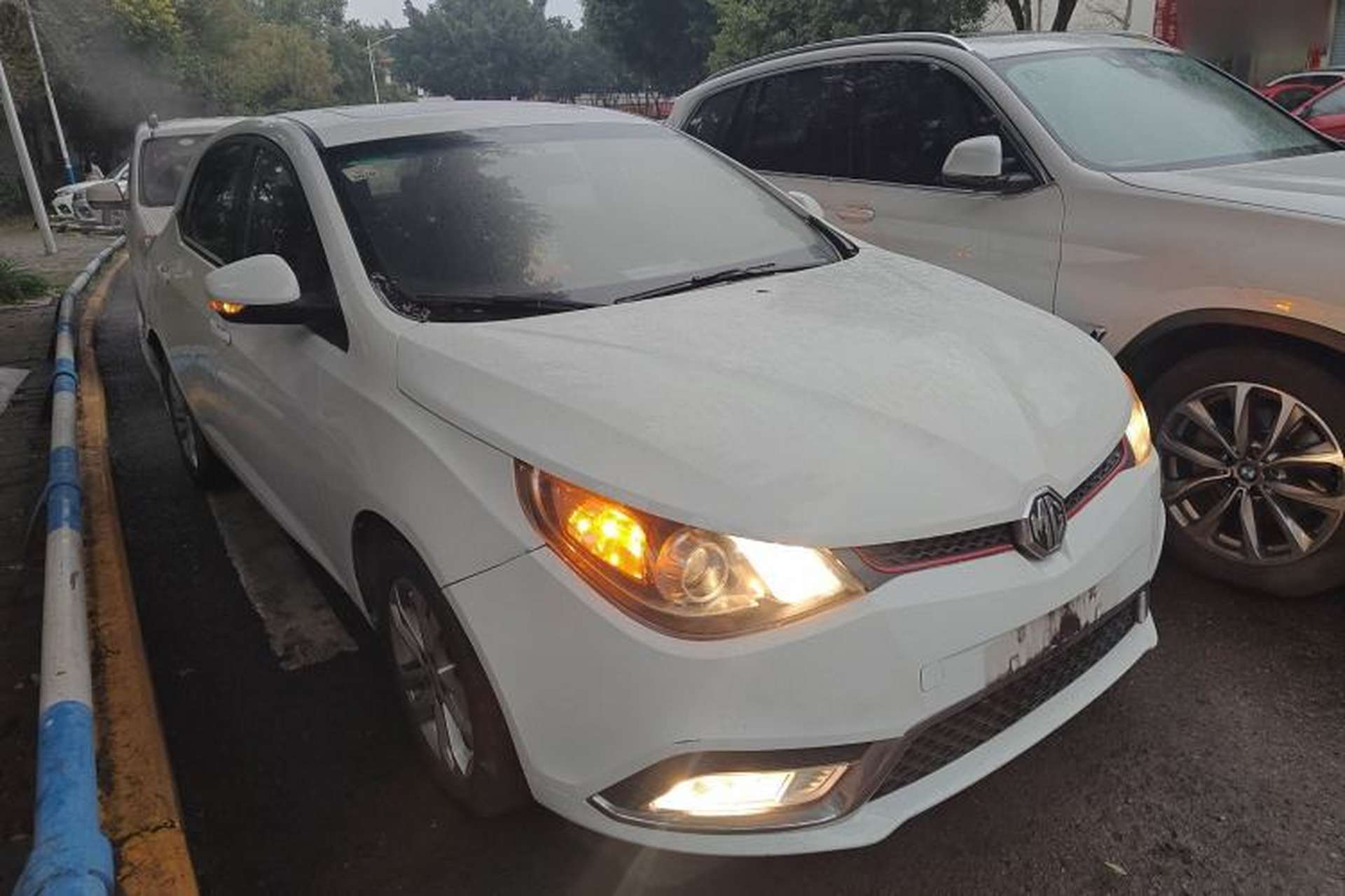 Used MG 5 2014 1.5T Automatic Luxury Model Front Right 45 Deg