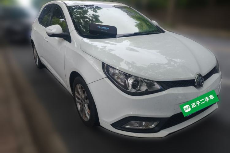 Used MG 5 2014 1.5T Automatic Luxury Model Front Right 45 Deg