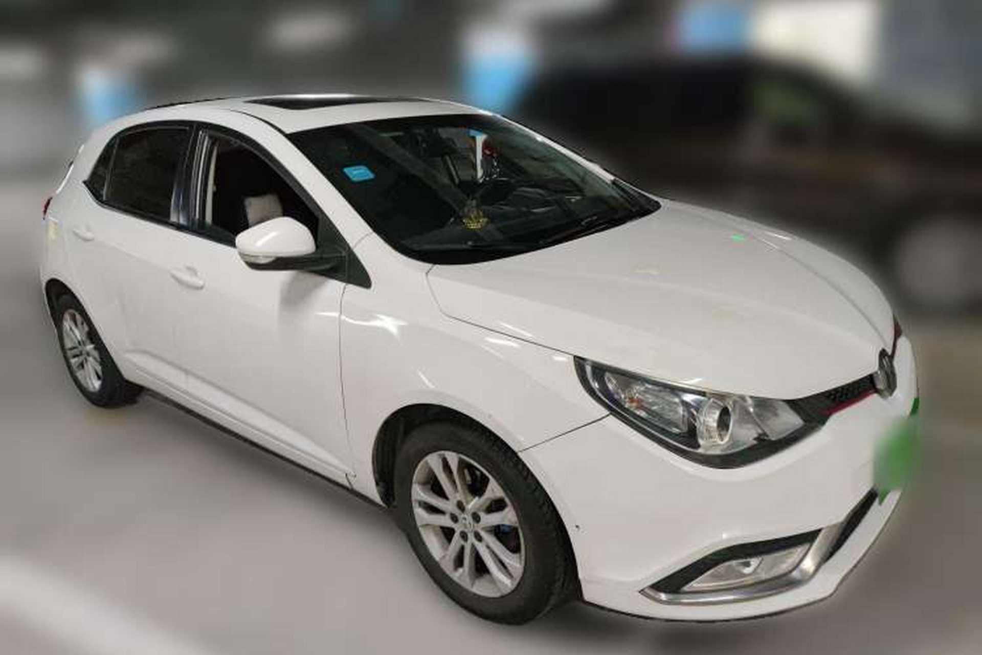 Used MG 5 2014 1.5T Automatic Luxury Model Front Right 45 Deg