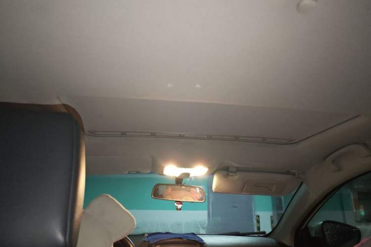 Used MG 5 2014 1.5T Automatic Luxury Model Headliner