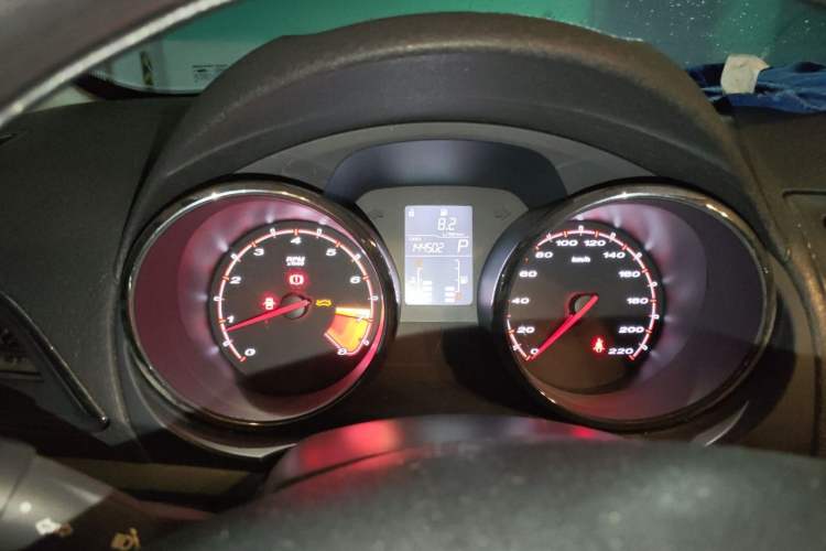 Used MG 5 2014 1.5T Automatic Luxury Model Instrument Cluster