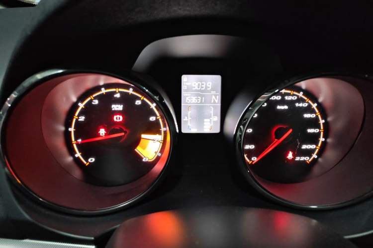 Used MG 5 2014 1.5T Automatic Luxury Model Instrument Cluster